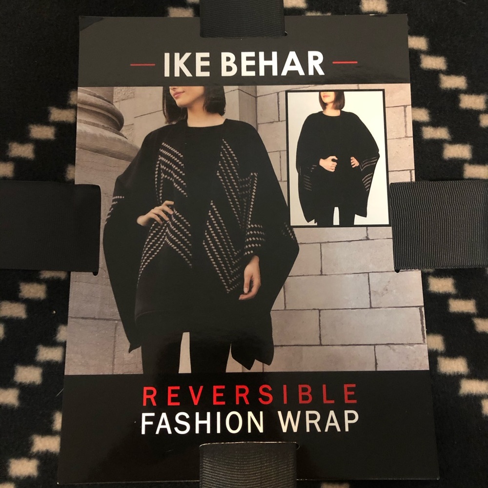 Ike Behar reversible fashion wrap